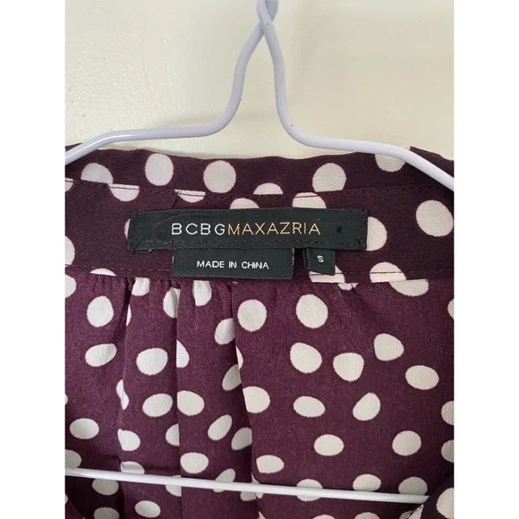 Bcbgmaxazria polka dot button down. - Picture 4 of 6